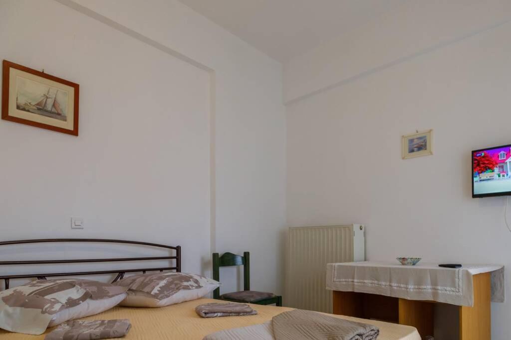 Ρήγας: Όμορφα Στο Μεσολόγγι, Διαμέρισμα Β2 外观 照片
